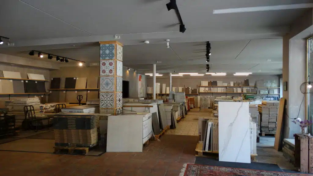 binnenkijken in de showroom