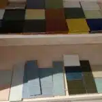 gekleurde tegeltjes